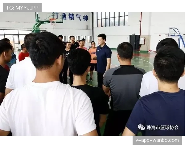 篮球规则中裁判协商判罚流程的具体步骤与判定依据详解